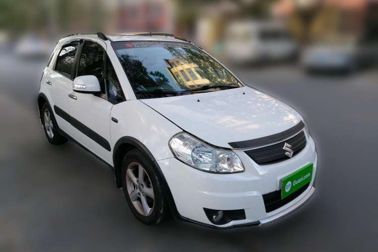 Used Suzuki SX4 2010 Hatchback 1.6L Automatic Champion Limited Edition Front Right 45 Deg