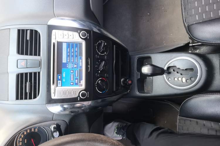 Used Suzuki SX4 2011 Revised Version 1.6L Automatic Sport Edition Audio And AC Panel