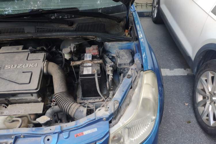 Used Suzuki SX4 2011 Hatchback 1.6L Automatic Sport Model Engine Bay Left
