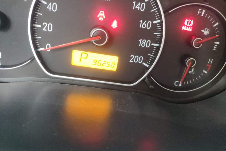 Used Suzuki SX4 2011 Hatchback 1.6L Automatic Sport Model Odometer Close Up