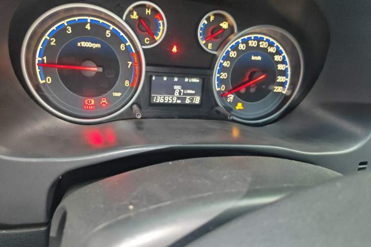 Used Suzuki SX4 2011 Revised Version 1.6L Manual Sport Edition Odometer Close Up