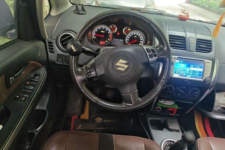 Used Suzuki SX4 2011 Revised Version 1.6L Manual Sport Edition Steering Wheel