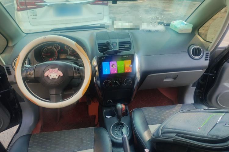 Used Suzuki SX4 2011 Revised Version 1.6L Automatic Sport Edition Center Console