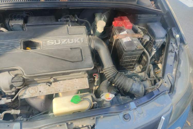 Used Suzuki SX4 2011 Revised Version 1.6L Automatic Sport Edition Engine Bay Left