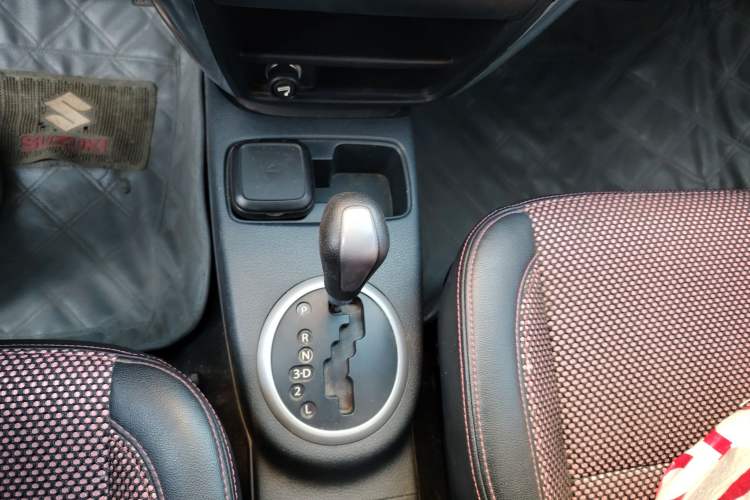 Used Suzuki SX4 2011 Hatchback 1.6L Automatic Sport Model Gear Lever