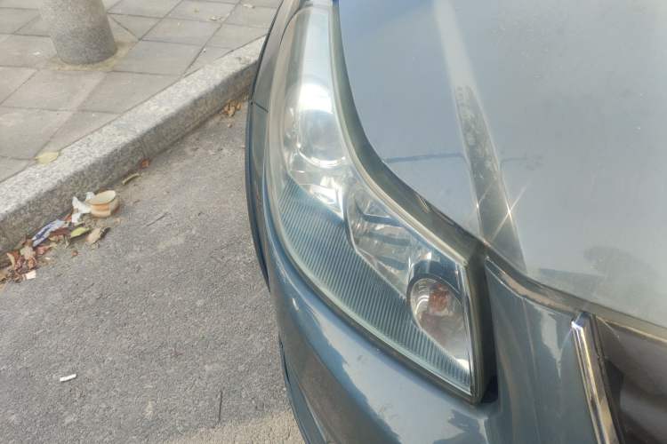 Used Suzuki SX4 2011 Revised Version 1.6L Automatic Sport Edition Right Front Headlight