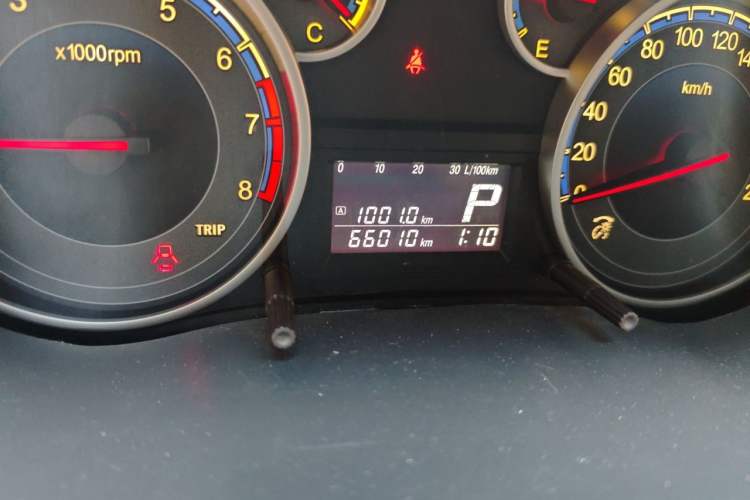Used Suzuki SX4 2011 Hatchback 1.6L Automatic Sport Model Odometer Close Up