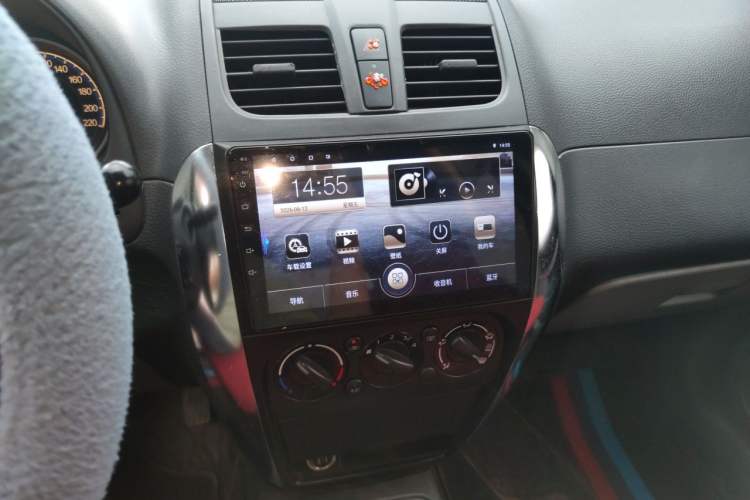 Used Suzuki SX4 2011 Revised Version 1.6L Automatic Sport Edition Audio And AC Panel