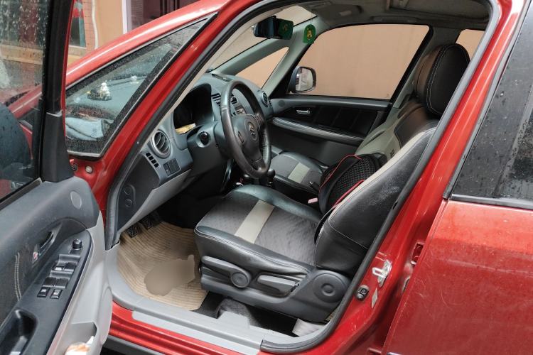 Used Suzuki SX4 2011 Revised Version 1.6L Manual Sport Edition Driver Seat