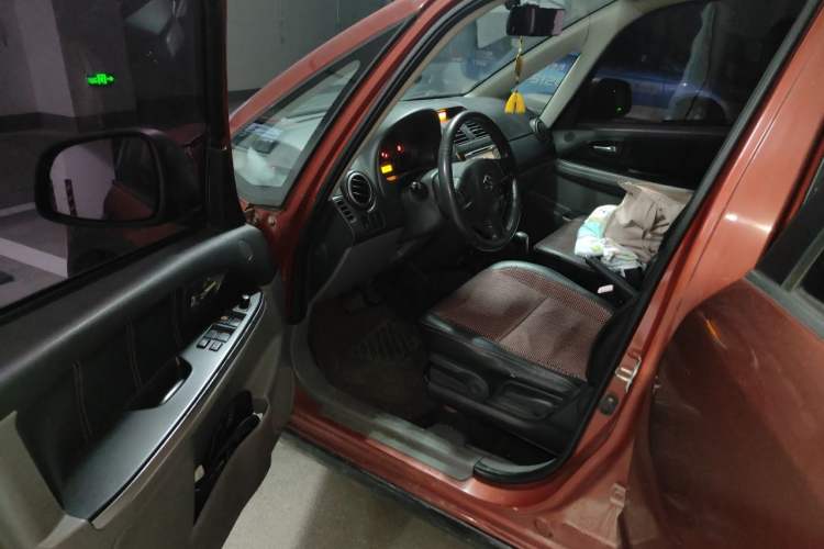 Used Suzuki SX4 2011 Hatchback 1.6L Automatic Sport Model Driver Seat