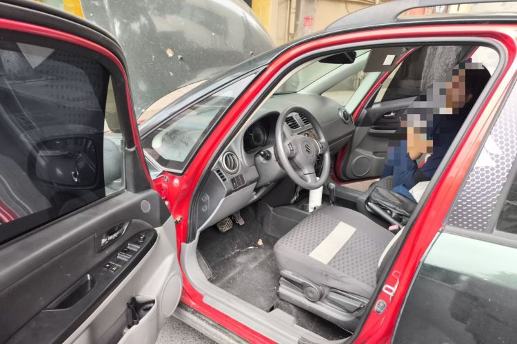 Used Suzuki SX4 2011 Revised 1.6L Automatic Dynamic Version Driver Seat