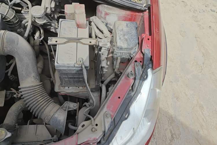 Used Suzuki SX4 2011 Hatchback 1.6L Automatic Sport Model Engine Bay Left