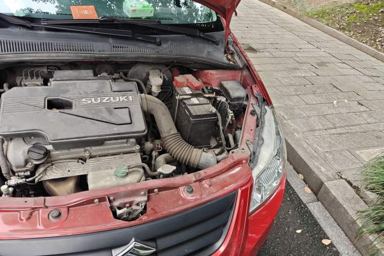 Used Suzuki SX4 2011 Revised 1.6L Automatic Dynamic Version Engine Bay Left