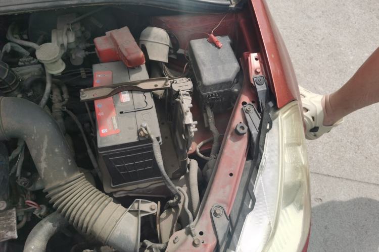 Used Suzuki SX4 2011 Hatchback 1.6L Automatic Comfort Model Engine Bay Left