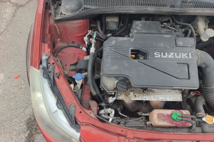 Used Suzuki SX4 2011 Revised Version 1.6L Automatic Sport Edition Engine Bay Right