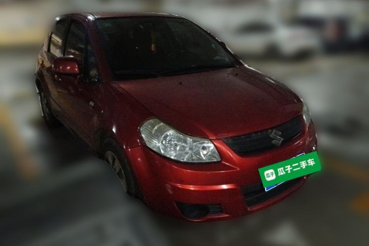 Used Suzuki SX4 2011 Hatchback 1.6L Manual Comfort Model Front Right 45 Deg