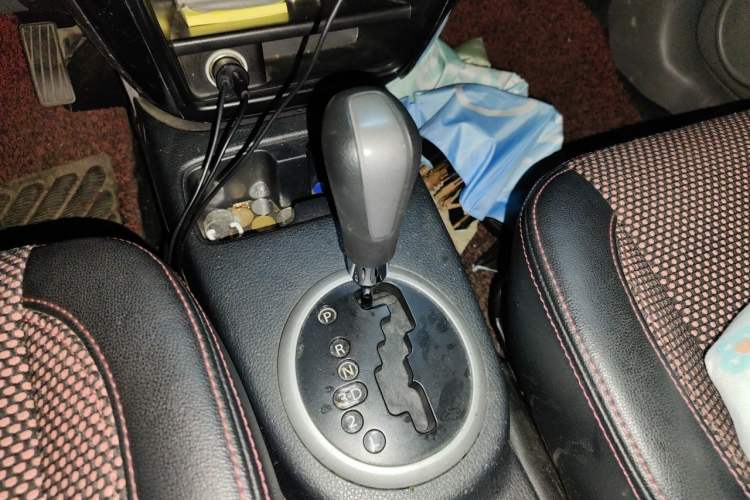 Used Suzuki SX4 2011 Hatchback 1.6L Automatic Sport Model Gear Lever