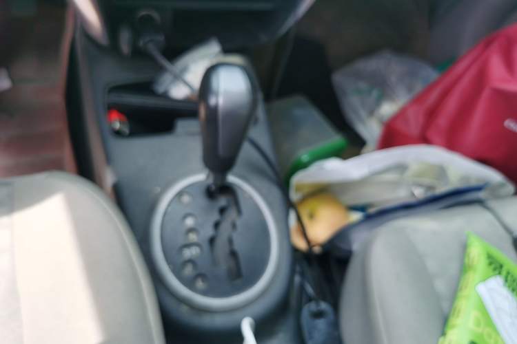 Used Suzuki SX4 2011 Hatchback 1.6L Automatic Comfort Model Gear Lever