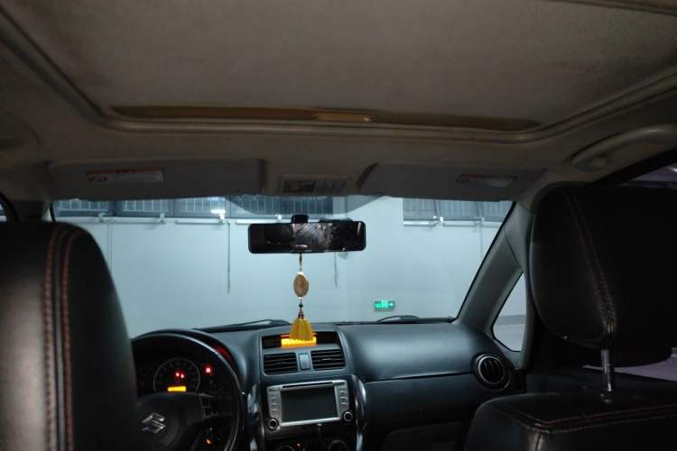 Used Suzuki SX4 2011 Hatchback 1.6L Automatic Sport Model Headliner