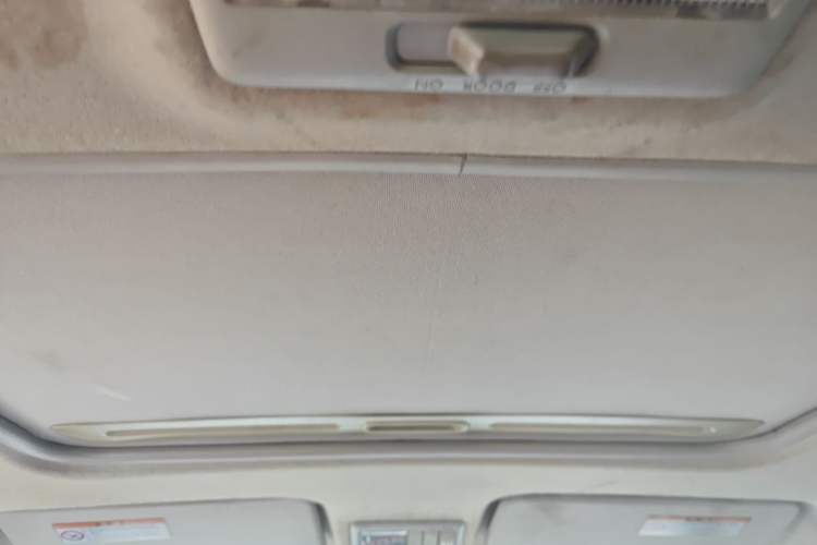 Used Suzuki SX4 2011 Hatchback 1.6L Automatic Sport Model Headliner