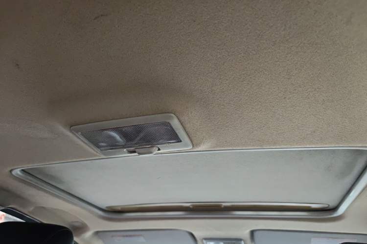 Used Suzuki SX4 2011 Hatchback 1.6L Automatic Sport Model Headliner