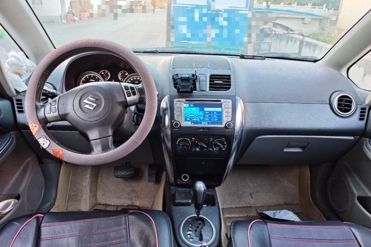 Used Suzuki SX4 2011 Revised Version 1.6L Automatic Sport Edition Interior 2