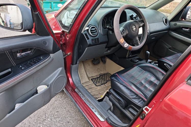 Used Suzuki SX4 2011 Revised Version 1.6L Automatic Sport Edition Interior 3