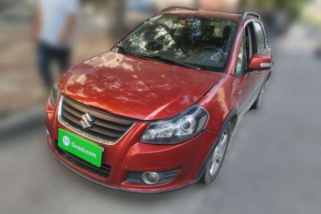 Suzuki SX4 2011 Revised Version 1.6L Automatic Sport Edition مستعملة