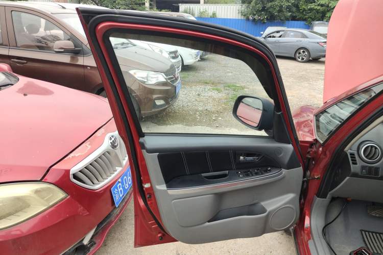Used Suzuki SX4 2011 Revised Version 1.6L Automatic Sport Edition Left Front Door Interior