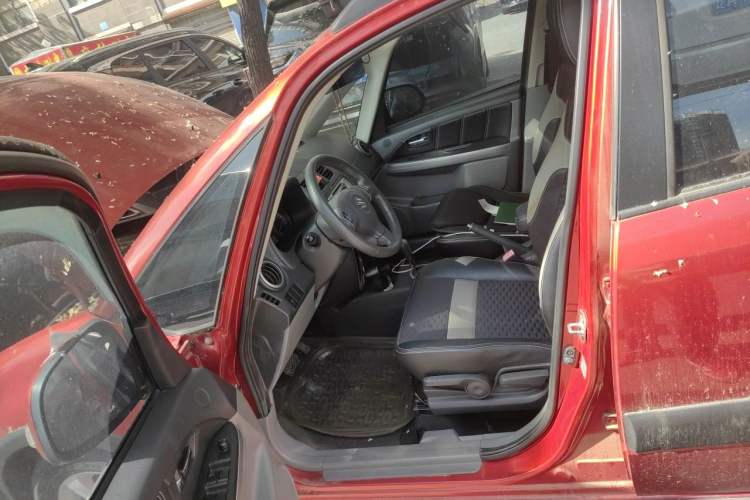 Used Suzuki SX4 2011 Revised Version 1.6L Automatic Sport Edition Left Front Seat