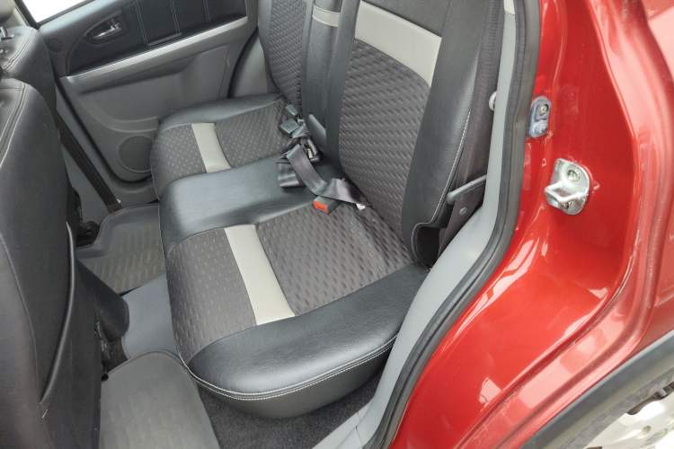 Used Suzuki SX4 2011 Revised Version 1.6L Automatic Sport Edition Left Rear Seat