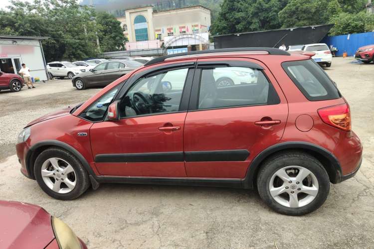 Used Suzuki SX4 2011 Revised Version 1.6L Automatic Sport Edition Left Side