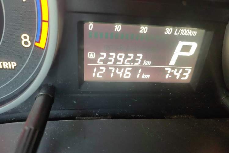 Used Suzuki SX4 2011 Revised Version 1.6L Automatic Sport Edition Odometer Close Up