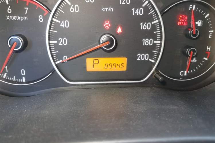 Used Suzuki SX4 2011 Hatchback 1.6L Automatic Sport Model Odometer Close Up