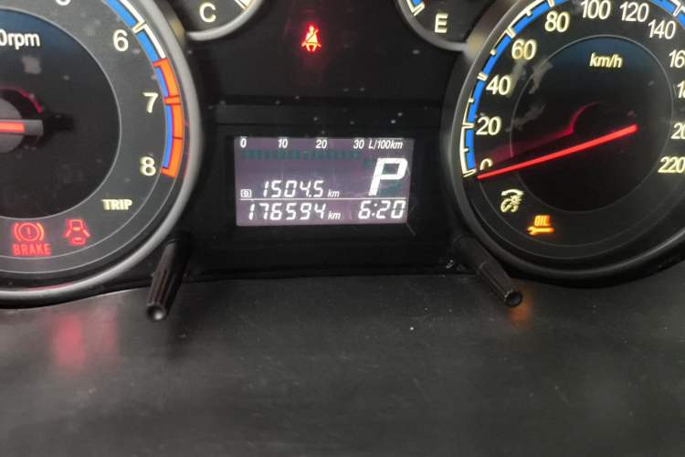 Used Suzuki SX4 2011 Revised 1.6L Automatic Dynamic Version Odometer Close Up