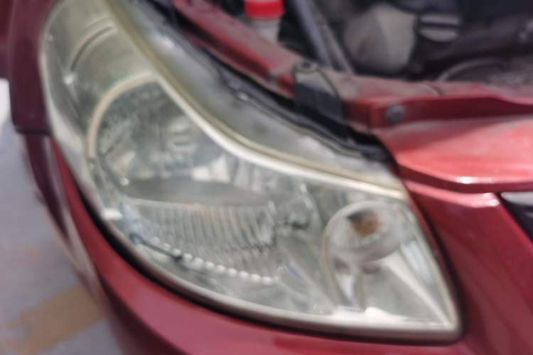 Used Suzuki SX4 2011 Hatchback 1.6L Automatic Comfort Model Right Front Headlight