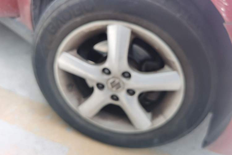 Used Suzuki SX4 2011 Hatchback 1.6L Automatic Comfort Model Right Front Wheel Hub