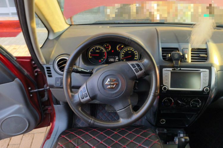 Used Suzuki SX4 2011 Revised Version 1.6L Automatic Sport Edition Steering Wheel