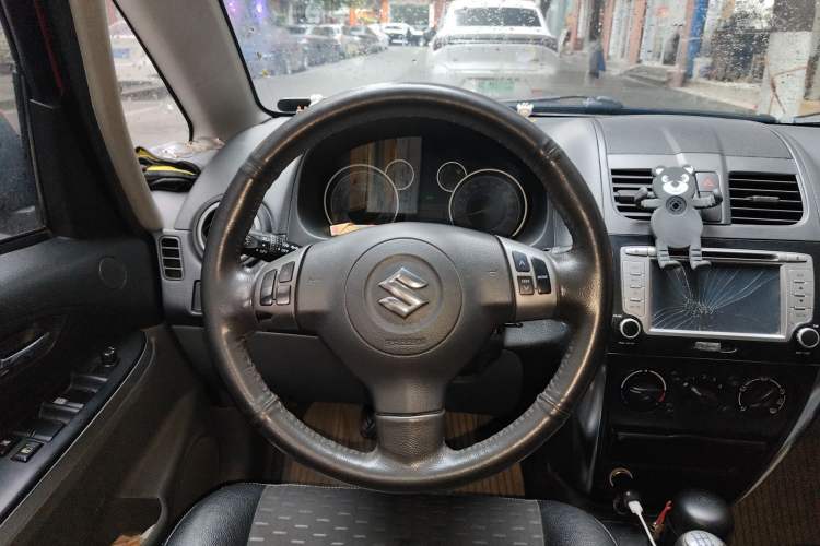 Used Suzuki SX4 2011 Revised Version 1.6L Manual Sport Edition Steering Wheel