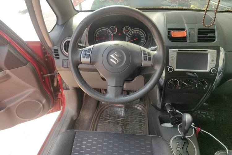 Used Suzuki SX4 2011 Revised Version 1.6L Automatic Sport Edition Steering Wheel
