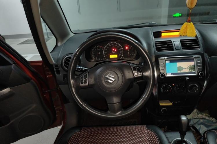 Used Suzuki SX4 2011 Hatchback 1.6L Automatic Sport Model Steering Wheel