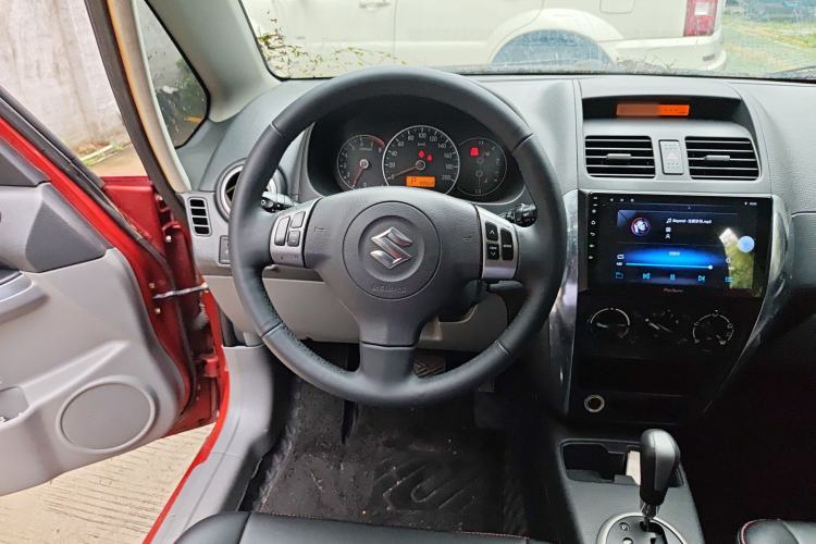 Used Suzuki SX4 2011 Hatchback 1.6L Automatic Sport Model Steering Wheel