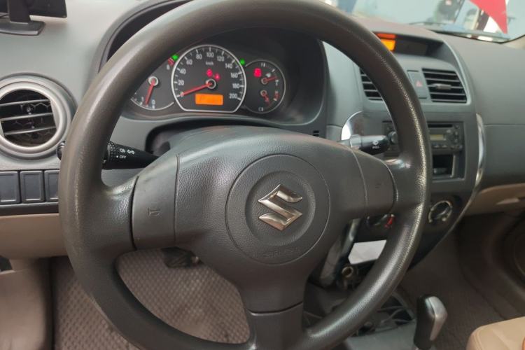 Used Suzuki SX4 2011 Hatchback 1.6L Automatic Comfort Model Steering Wheel