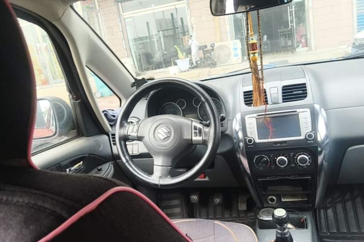 Used Suzuki SX4 2011 Revised Version 1.6L Manual Sport Edition Steering Wheel