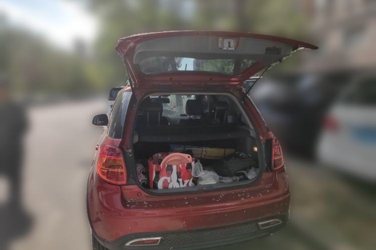 Used Suzuki SX4 2011 Revised Version 1.6L Automatic Sport Edition Trunk