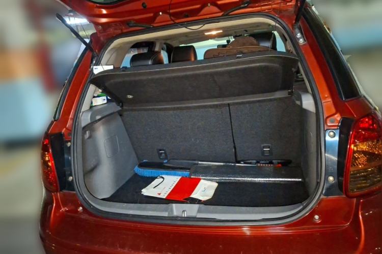 Used Suzuki SX4 2011 Revised Version 1.8L Automatic Sport Edition Trunk