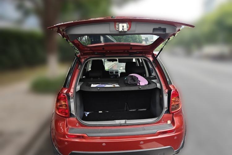 Used Suzuki SX4 2011 Revised 1.6L Automatic Dynamic Version Trunk