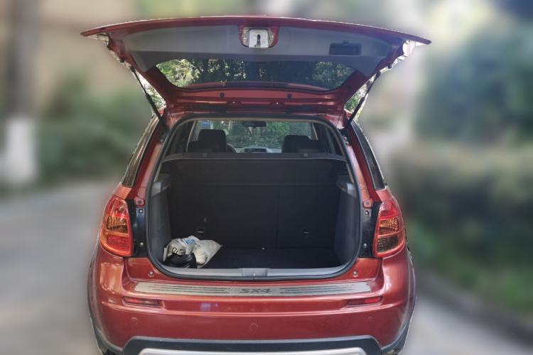 Used Suzuki SX4 2011 Hatchback 1.6L Automatic Sport Model Trunk