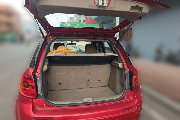 Used Suzuki SX4 2011 Hatchback 1.6L Automatic Comfort Model Trunk