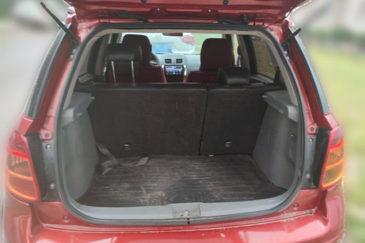 Used Suzuki SX4 2011 Revised Version 1.6L Automatic Sport Edition Trunk
